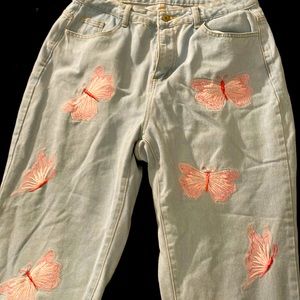 WOMENS SHEIN PINK EMBROIDERED BUTTERFLY JEANS OXL (12)